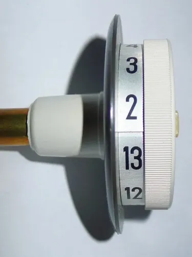 Philips 4822 412 10009 knop voor VHF kanaalkiezer 23TX380A